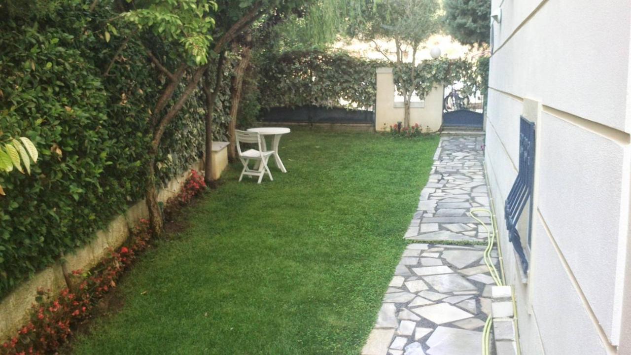 Ideal Family House Néa Péramos Exterior foto